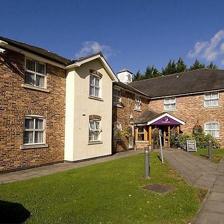 Premier Inn Premier Inn Wrexham North Екстериор снимка