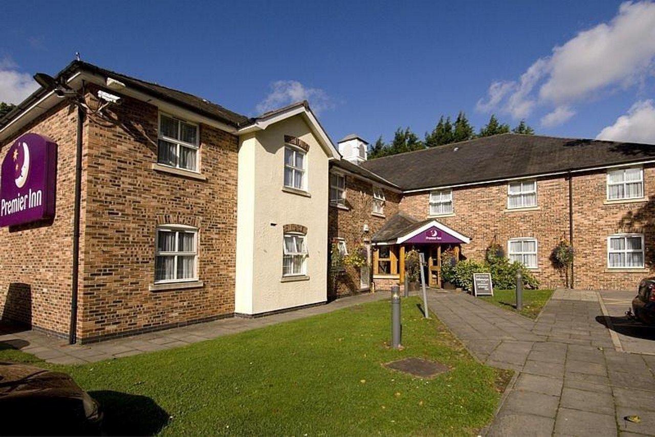 Premier Inn Premier Inn Wrexham North Екстериор снимка